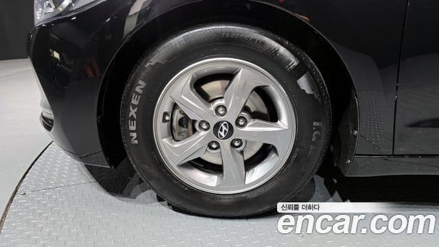 Hyundai Avante AD 1.6 GDI Smart, 2017 все фото