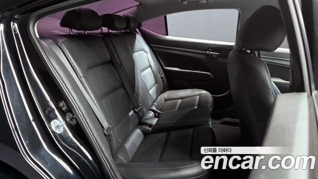 Hyundai Avante AD 1.6 GDI Smart, 2017 12