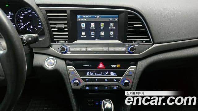 Hyundai Avante AD 1.6 GDI Smart, 2017 15