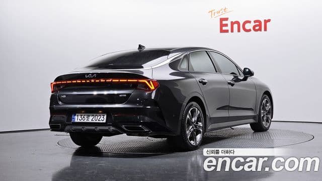 Kia K5 гибрид 3세대 Signature, 2023 2