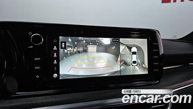 Kia K5 гибрид 3세대 Signature, 2023 15