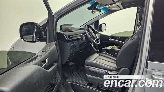 Hyundai Staria Modern, 2023 10