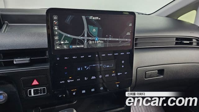 Hyundai Staria Modern, 2023 14