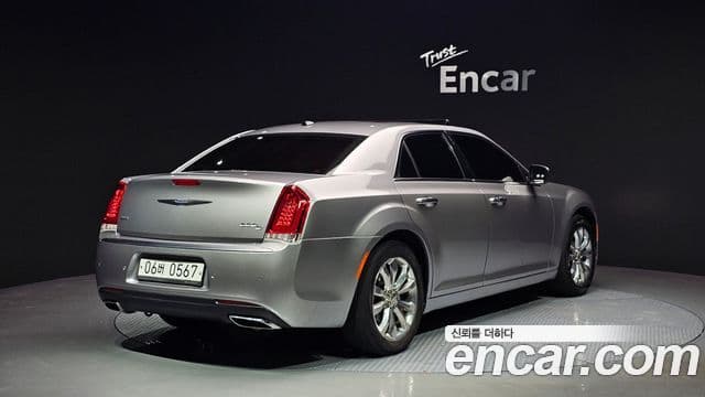 크라이슬러 The / новый New 300C, 2015 2