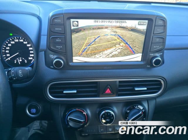 Hyundai Kona Modern Art, 2018 9