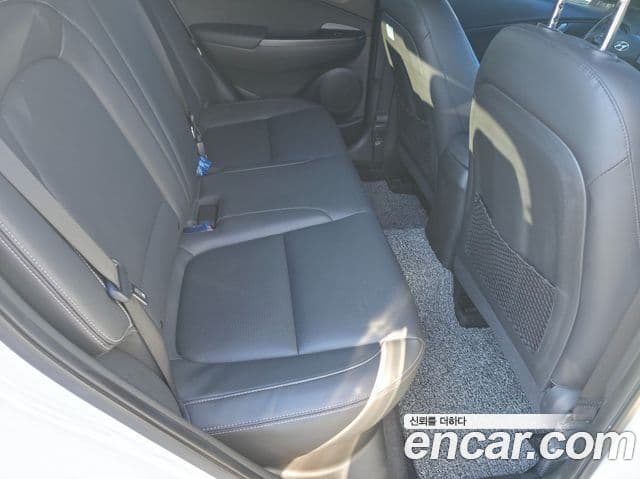 Hyundai Kona Modern Art, 2018 16