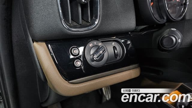 Mini Cooper D Countryman 2세대, 2018 18