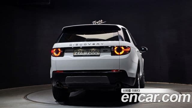 Land Rover Discovery Sport 2.0 TD4 SE (150 hp), 2017 4