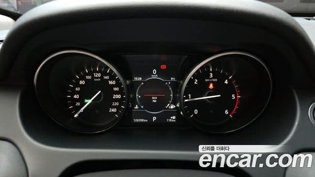 Land Rover Discovery Sport 2.0 TD4 SE (150 hp), 2017 8