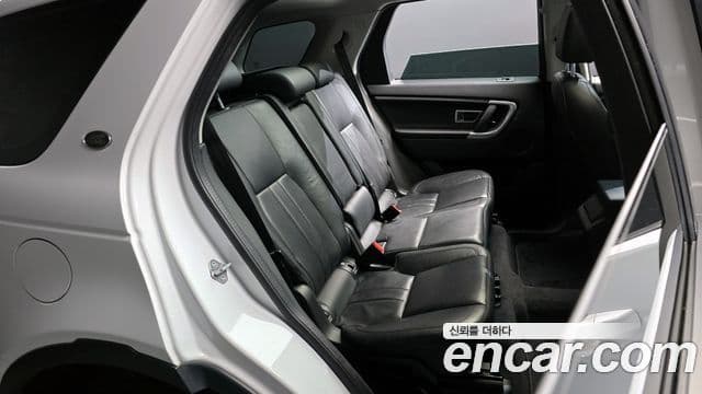 Land Rover Discovery Sport 2.0 TD4 SE (150 hp), 2017 12