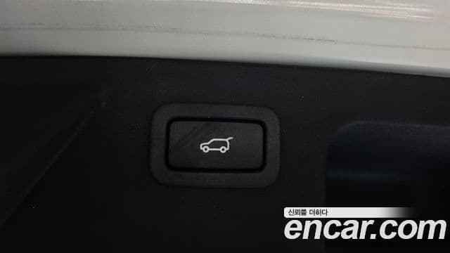 Land Rover Discovery Sport 2.0 TD4 SE (150 hp), 2017 20