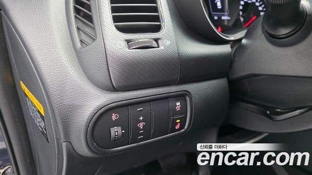 Kia The / новый New K3 Style, 2017 13