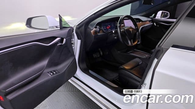 Tesla модель S Long Range, 2020 10