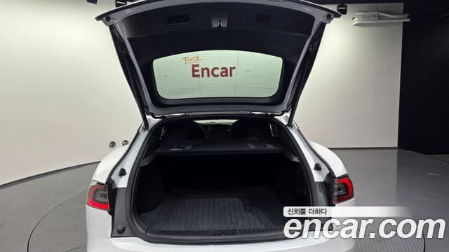 Tesla модель S Long Range, 2020 20