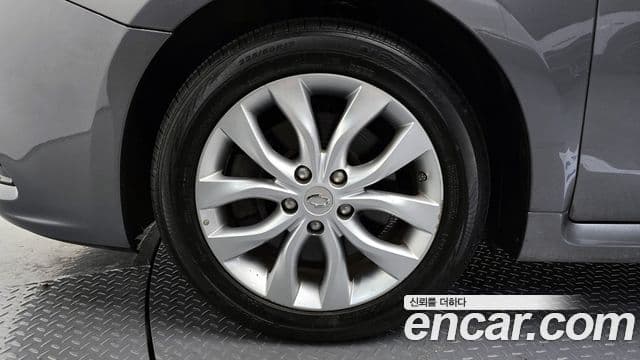 Renault Korea(Samsung) SM7 Nova LPLI 2.0 LPe для людей с инвалидностью, 2016 все фото