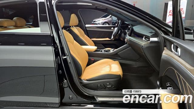 Kia K5 3세대 Signature, 2020 11