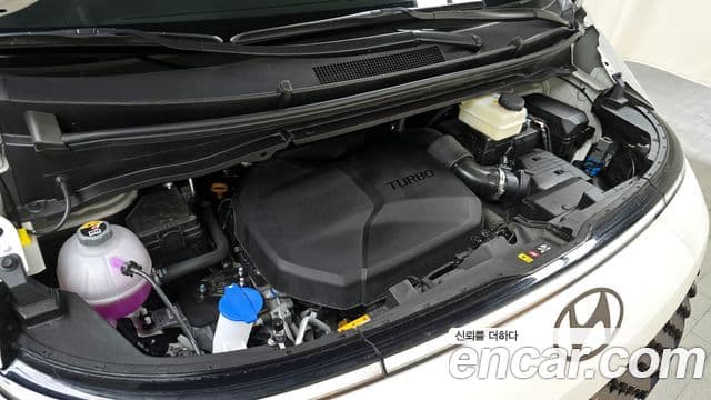 Hyundai Staria Inspiration, 2025 6
