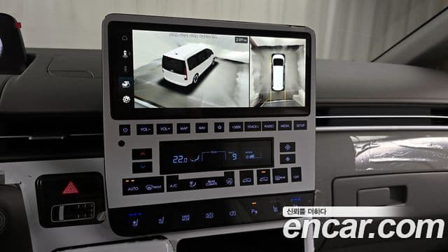 Hyundai Staria Inspiration, 2025 15