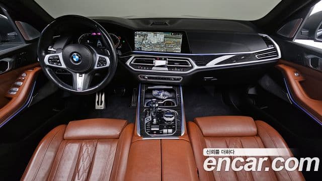 BMW X7 (G07) xDrive 40i M Sport 6인승, 2022 7