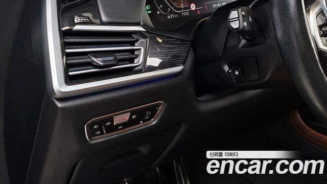 BMW X7 (G07) xDrive 40i M Sport 6인승, 2022 16