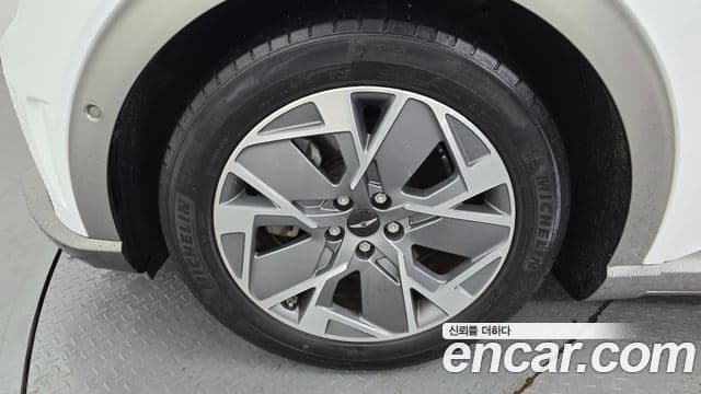 Genesis GV60 Standard, 2022 все фото