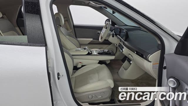 Genesis GV60 Standard, 2022 11