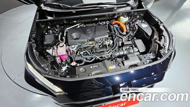 Toyota RAV4 5세대 2.5 4WD гибрид LTD, 2024 6