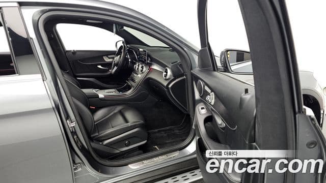 Mercedes-Benz GLC-класс X253 GLC300e 4MATIC купе, 2021 11