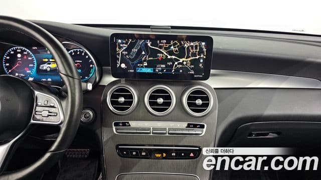 Mercedes-Benz GLC-класс X253 GLC300e 4MATIC купе, 2021 14