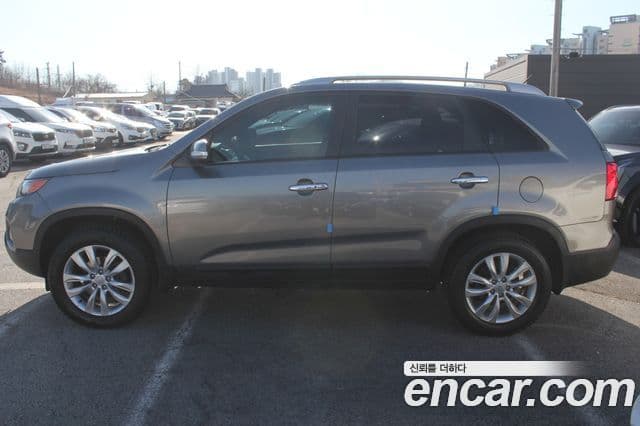 Kia Sorento R топовая версия, 2011 3