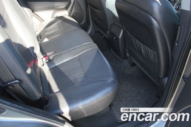 Kia Sorento R топовая версия, 2011 7