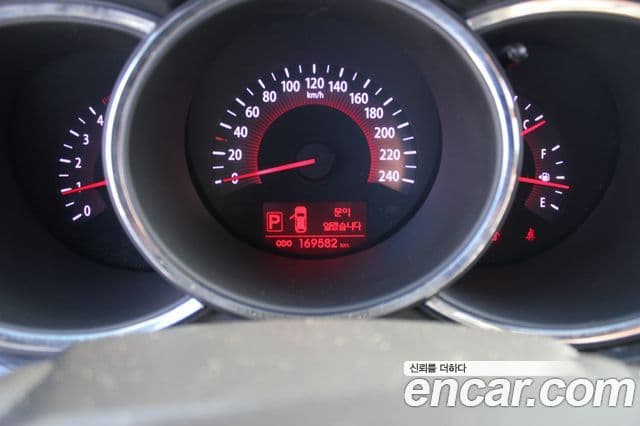 Kia Sorento R топовая версия, 2011 12