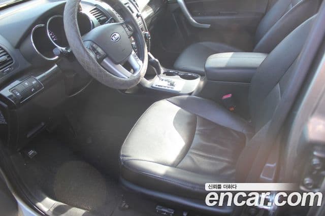 Kia Sorento R топовая версия, 2011 18