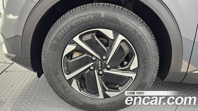 Kia Sportage 5세대 гибрид Prestige 2WD, 2022 все фото