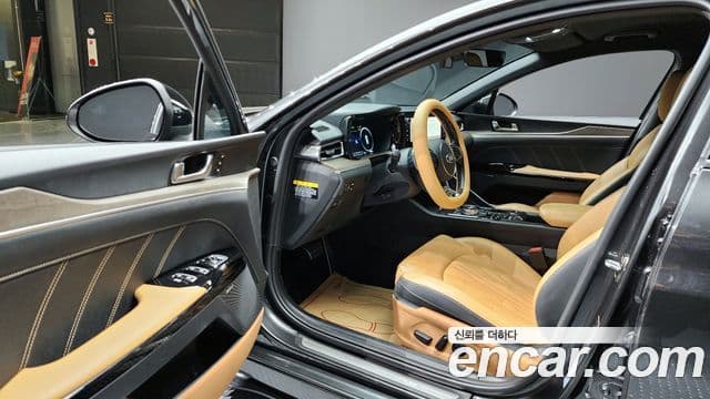 Kia K5 3세대 Signature, 2020 11