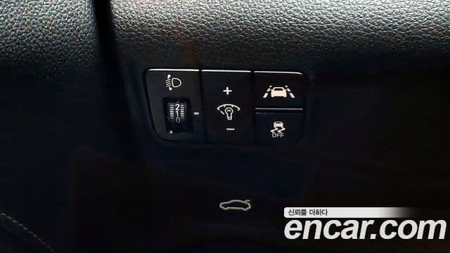 Kia K5 3세대 Signature, 2020 17