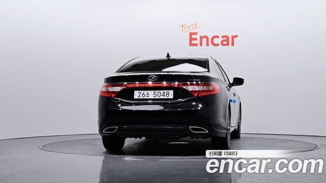 Hyundai Grandeur HG Premium, 2014 4