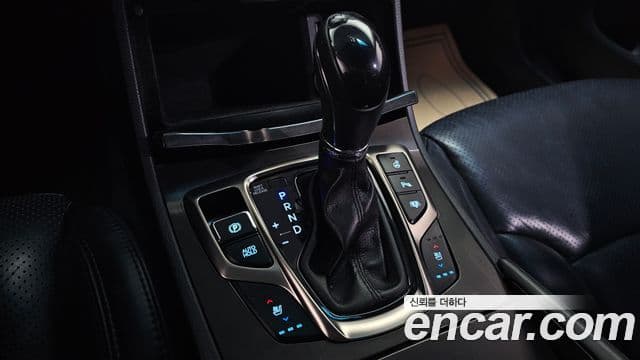 Hyundai Grandeur HG Premium, 2014 9