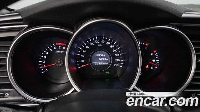 Kia The / новый New K5 LPI Deluxe, 2015 8