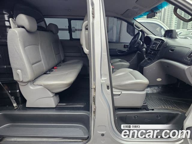Hyundai Grand Starex Smart, 2017 10