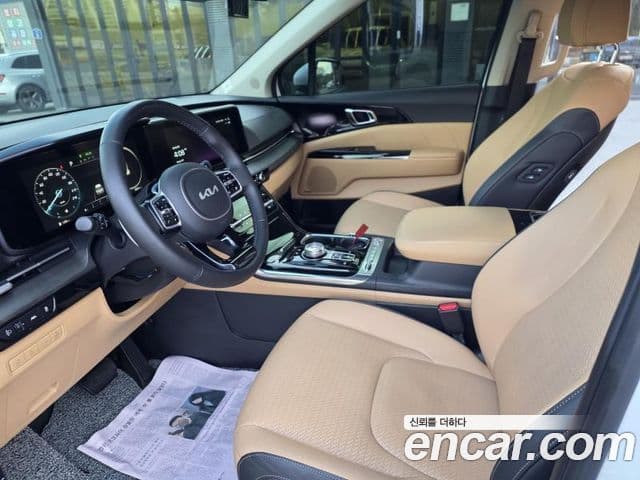 Kia Carnival 4세대 Signature, 2022 1