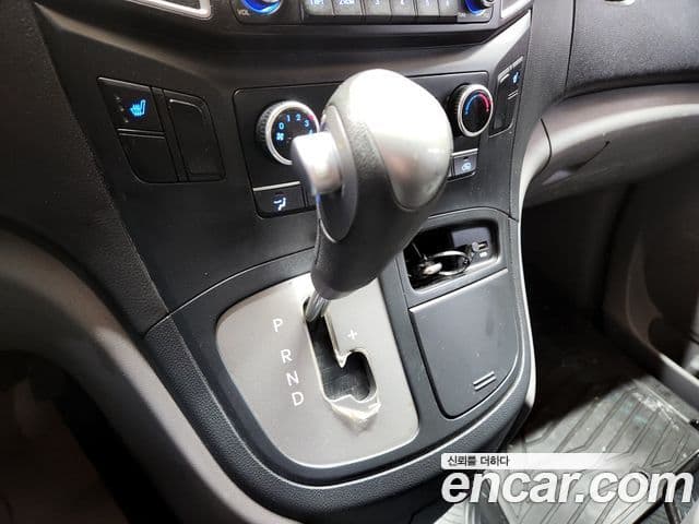 Hyundai Grand Starex Smart, 2016 12