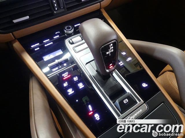 Porsche Cayenne (PO536) 3.0 купе, 2021 9