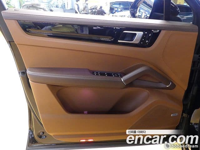 Porsche Cayenne (PO536) 3.0 купе, 2021 11