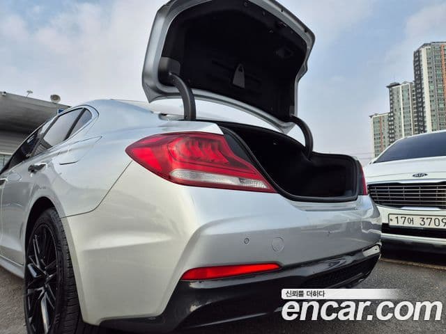 Genesis G70 Supreme, 2018 8