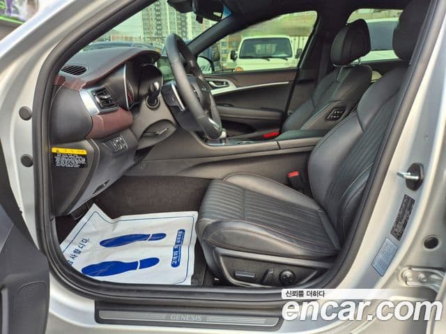 Genesis G70 Supreme, 2018 11