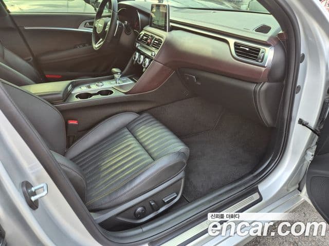 Genesis G70 Supreme, 2018 12