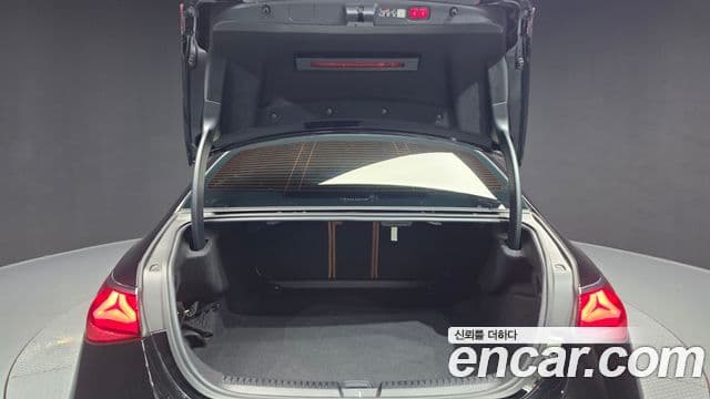 Mercedes-Benz E-класс W214 Exclusive, 2024 20