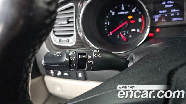 Kia The / новый New Carnival VIP, 2019 14