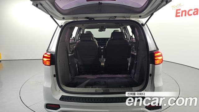 Kia The / новый New Carnival VIP, 2019 20